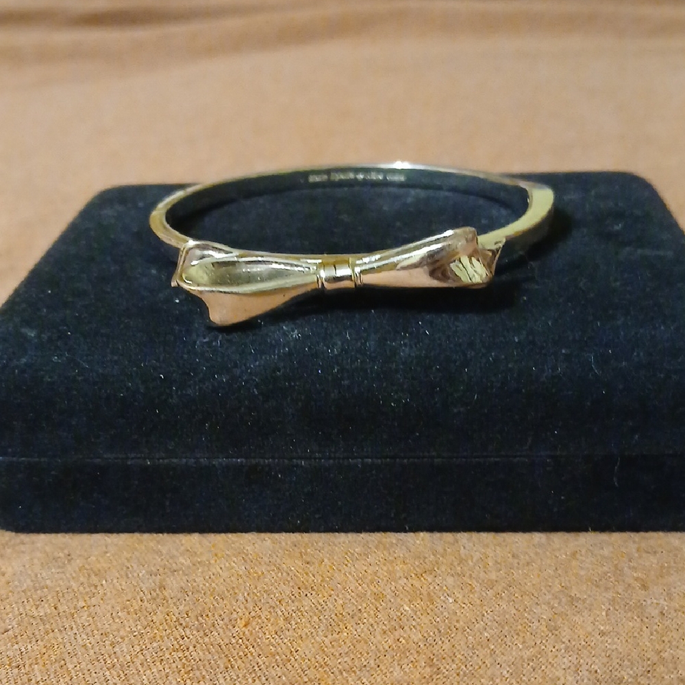 Kate Spade SILVER Bow Bracelet